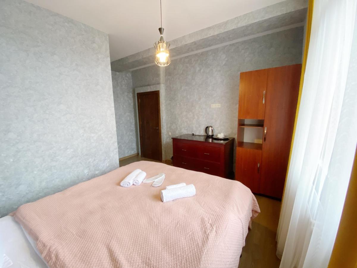 Tbilisi Central Hotel Eksteriør bilde